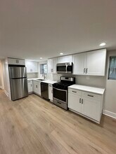 5200 W Winona St in Chicago, IL - Building Photo - Building Photo