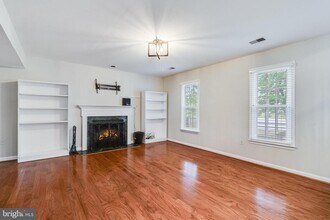 5915 Pumpkinseed Ct in Waldorf, MD - Building Photo - Building Photo