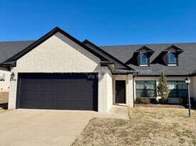 9909 Landry Dr in Fort Smith, AR - Building Photo