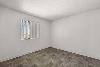 Acacia Hills in Tucson, AZ - Building Photo - Building Photo