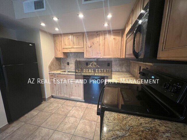 property at 2228 E Campbell Ave