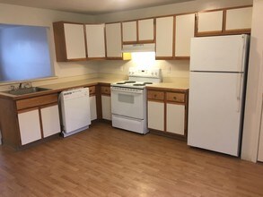 356 Waterville St in Waterbury, CT - Foto de edificio - Building Photo