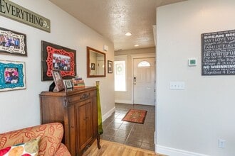 728 Obsidian Dr in Saint George, UT - Building Photo - Building Photo