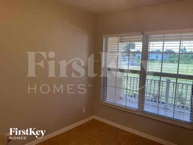 2731 SW 2nd Ln in Cape Coral, FL - Building Photo - Building Photo