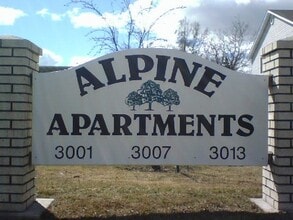 3001 W Alpine St, Unit 201 in Boise, ID - Foto de edificio - Building Photo