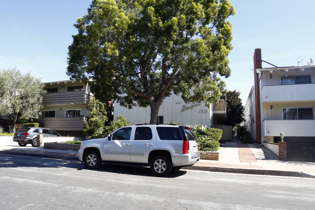 1321 Stanford St in Santa Monica, CA - Building Photo