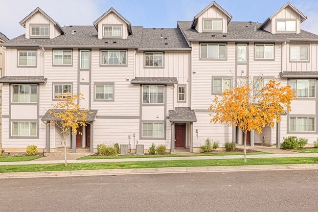 17025 SW Friendly Ln in Beaverton, OR - Building Photo - Building Photo