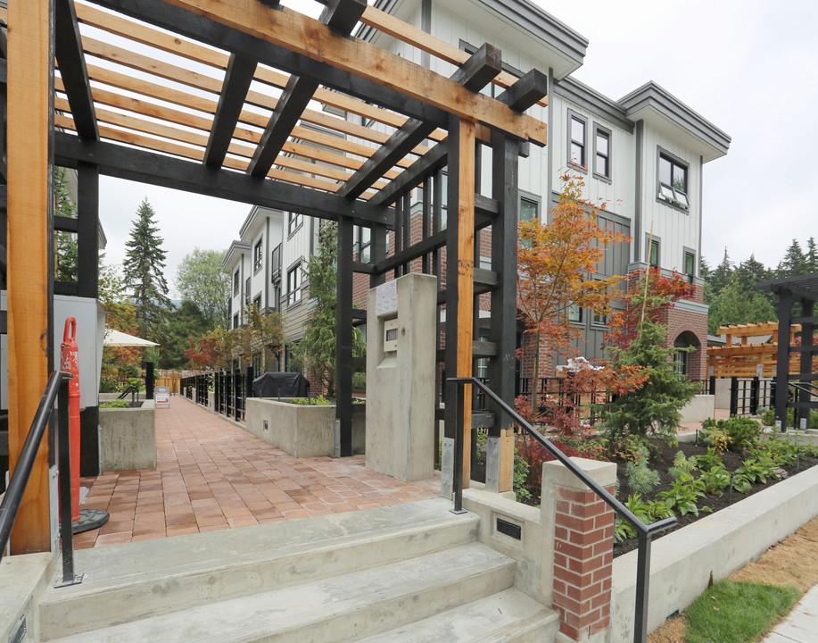 Parkgate in North Vancouver, BC - Building Photo