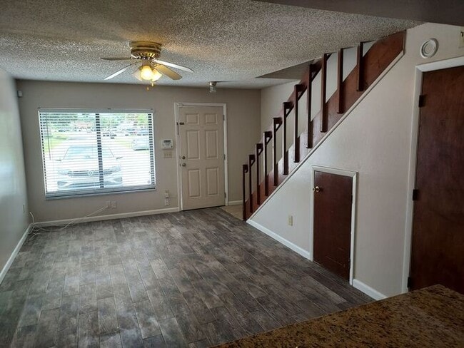 12316 Fox Hound Ln in Orlando, FL - Building Photo - Building Photo