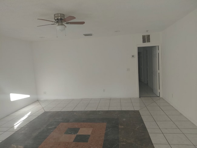 3038 S Palm Dr in Boynton Beach, FL - Building Photo - Building Photo