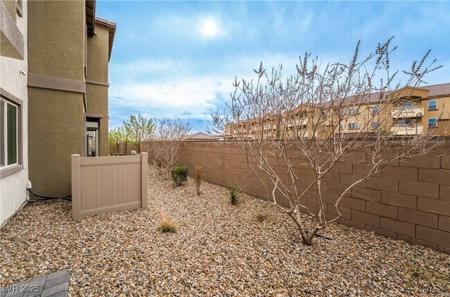 4133 Venus Falls Ave in North Las Vegas, NV - Foto de edificio - Building Photo