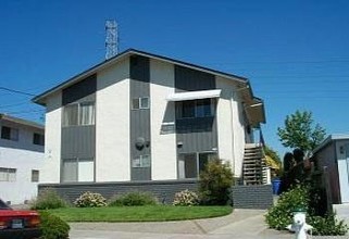 662 Johanna Ave in Sunnyvale, CA - Foto de edificio - Building Photo