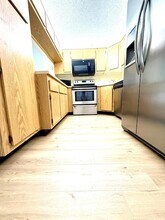 13750 Oneida Dr in Delray Beach, FL - Building Photo - Building Photo