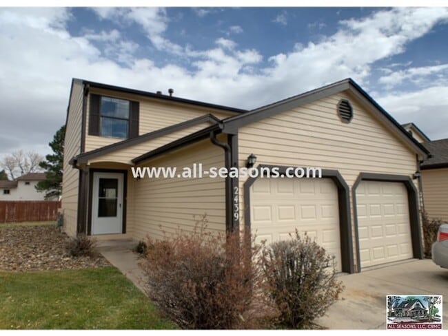 property at 2439 Lexington Village Ln