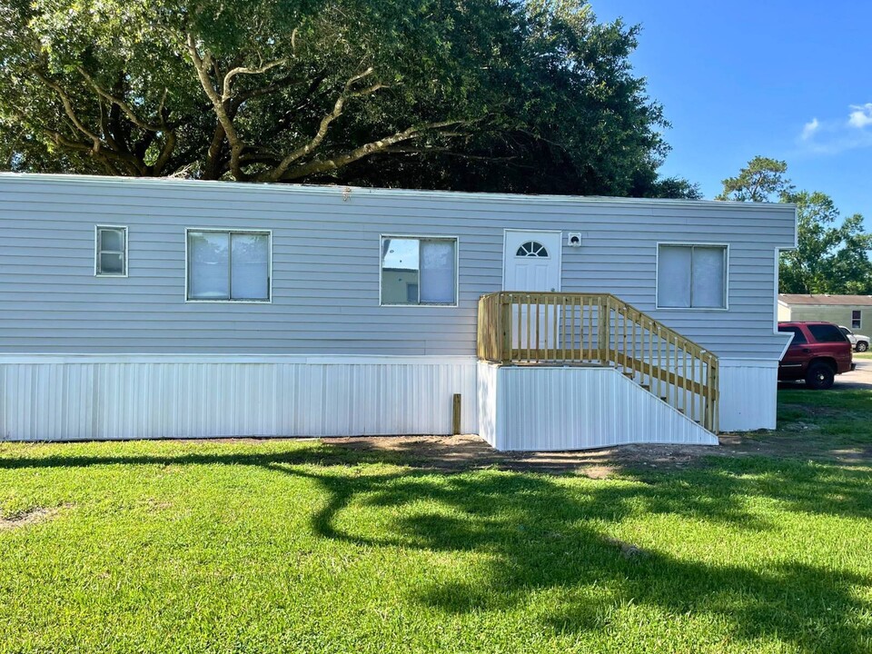 2719 3rd St in Huffman, TX - Building Photo