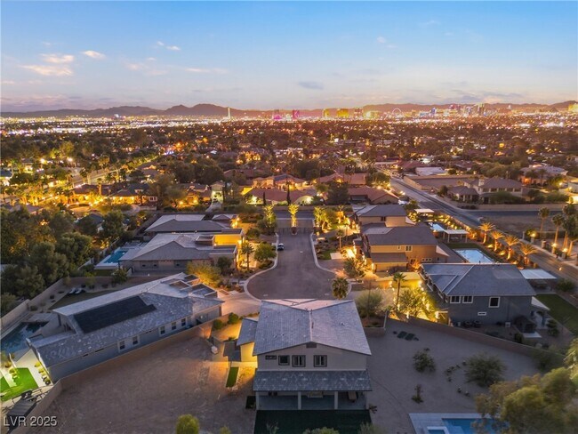 7736 Tioga Rdg Ct in Las Vegas, NV - Building Photo - Building Photo