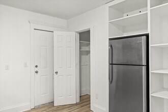 2805 Cottage Grove Ave in Des Moines, IA - Building Photo - Building Photo