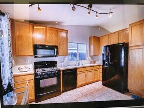 44902 Cam Alamosa in Temecula, CA - Building Photo - Building Photo