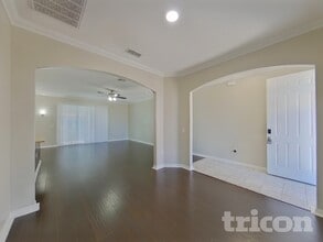 33931 Emerald Pond Loop in Leesburg, FL - Building Photo - Building Photo