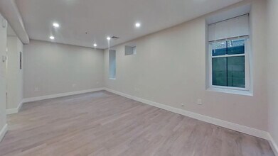 202 Porter St, Unit 1 in Boston, MA - Building Photo - Building Photo