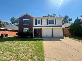 8836 Pedernales Trail in Fort Worth, TX - Building Photo