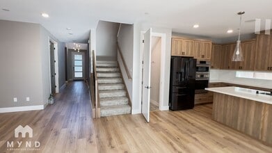 11961 Montron Wy in Rancho Cordova, CA - Building Photo - Building Photo