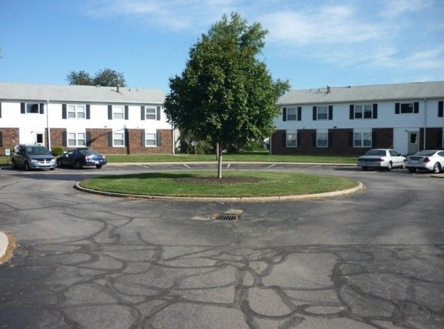 Country Villa Apartments in West Lafayette, IN - Foto de edificio