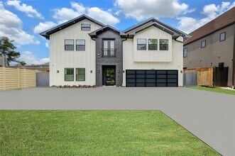 3909 Ella Blvd in Houston, TX - Building Photo - Building Photo