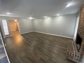 10125 N Pennsylvania Ave in Oklahoma City, OK - Building Photo - Building Photo