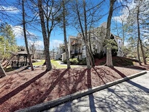 1024 Washington Green in New Windsor, NY - Building Photo - Building Photo