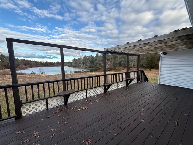 186 County Rd in Wareham, MA - Building Photo - Building Photo