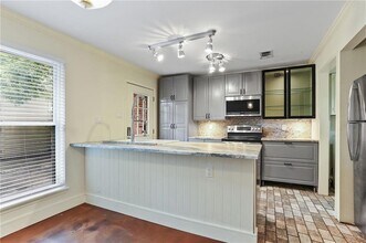 2663 Toulon Dr in Baton Rouge, LA - Foto de edificio - Building Photo