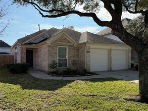 2107 Castle Gardens Ln in Katy, TX - Building Photo - Building Photo