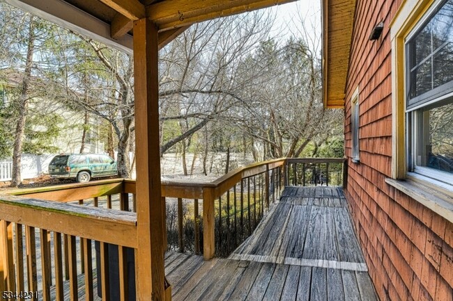 273 W Mt Pleasant Ave in Livingston, NJ - Building Photo - Building Photo