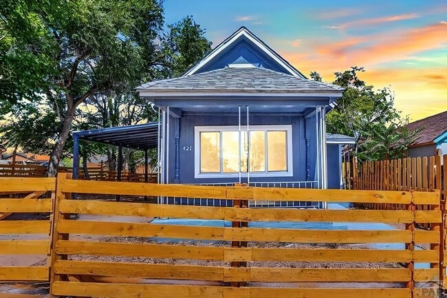 property at 421 E Beech St