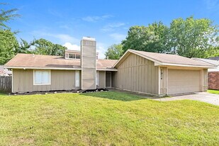 7914 Terry Franklin Dr in Bartlett, TN - Building Photo