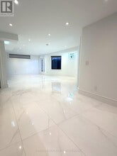 155 Lake Promenade in Toronto, ON - Building Photo - Building Photo