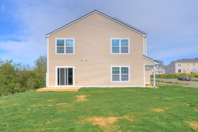 300 Amber Cir NW in Christiansburg, VA - Building Photo - Building Photo