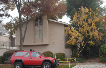 2223 Q St in Sacramento, CA - Building Photo - Building Photo