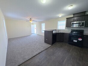 10610 State Rte 762 in Lockbourne, OH - Building Photo - Building Photo