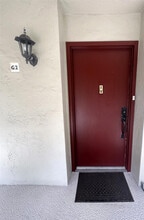 4801 Martinique Pl in Coconut Creek, FL - Building Photo - Building Photo