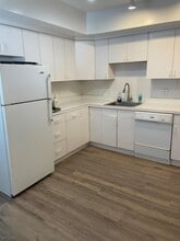 64 Maple Ave in Morristown, NJ - Building Photo - Building Photo