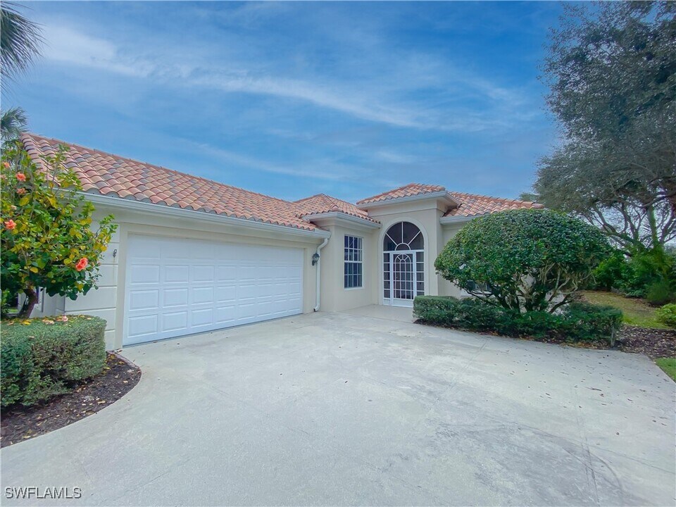 3400 Donoso Ct in Naples, FL - Building Photo