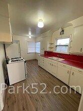 1002 S Oakes St in Tacoma, WA - Building Photo - Building Photo