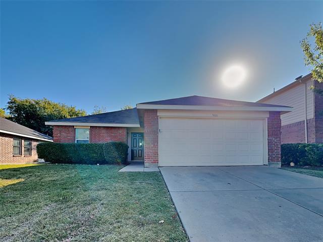 7460 Concordia Ln in Dallas, TX - Foto de edificio