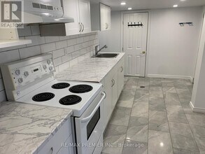 191 Simcoe St S in Oshawa, ON - Building Photo - Building Photo