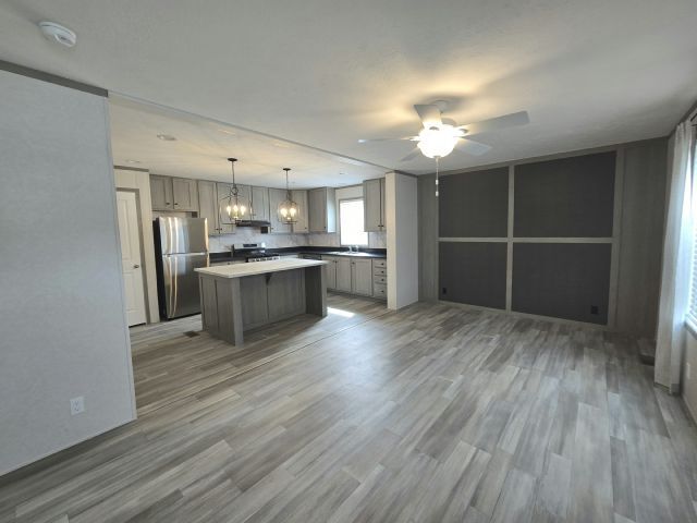 233 Cleopatra Dr in Lakeville, MN - Building Photo