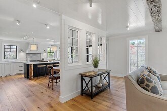 24 McCallar Ln in Concord, MA - Building Photo - Building Photo