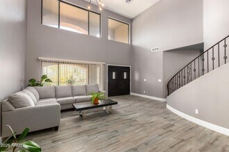 11430 N 16th St in Phoenix, AZ - Building Photo - Building Photo