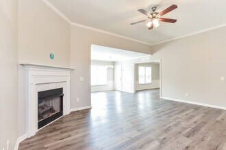 611 Brandywine Dr in Murfreesboro, TN - Foto de edificio - Building Photo